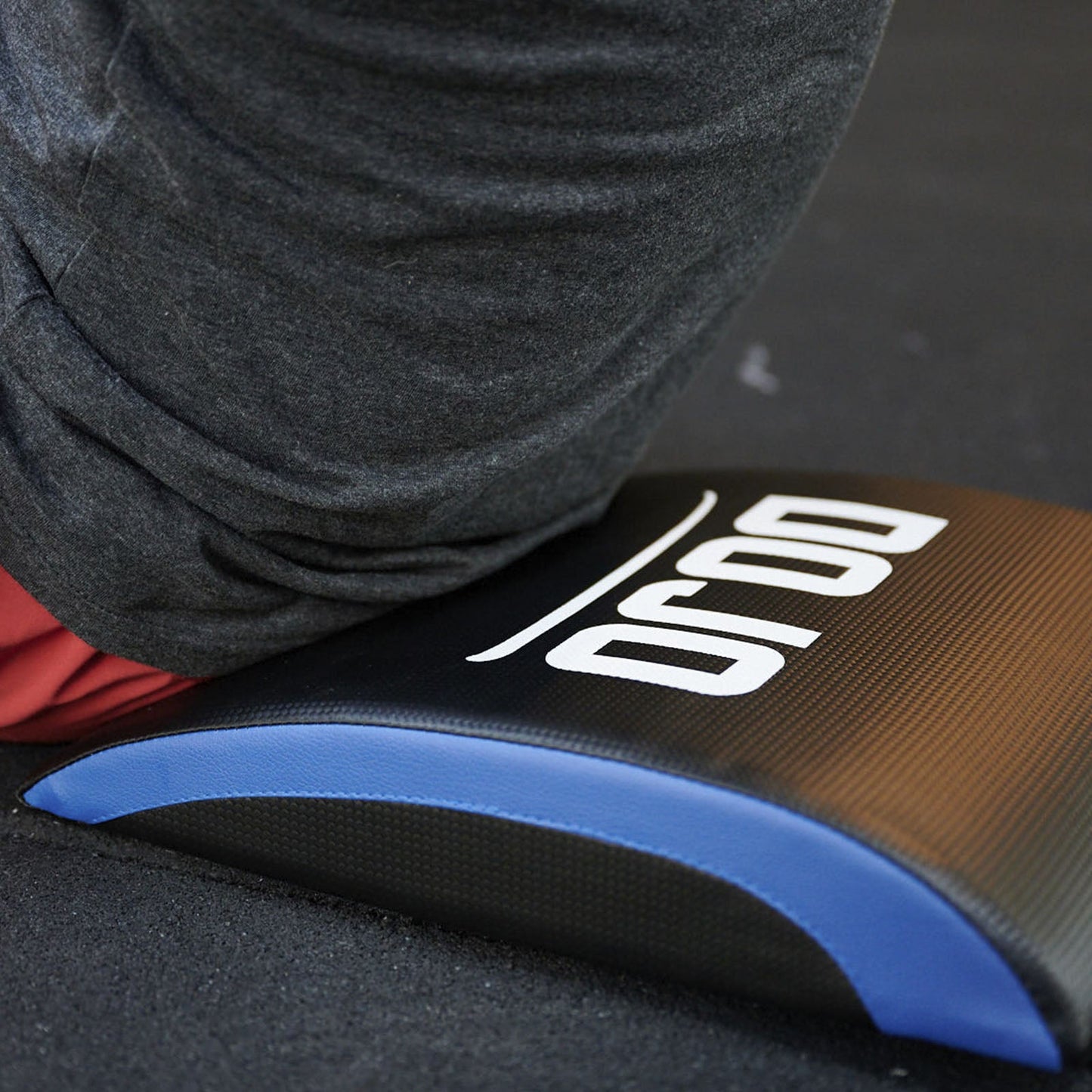 Ab Mat mat de abdominales dojo para crossfit uruguay usandolo en gimnasio